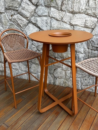 BISTRÔ 0,70 COM BALDE  EXT 002